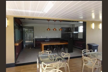 Apartamento à venda com 210m², 4 quartos e 2 vagasÁrea comum