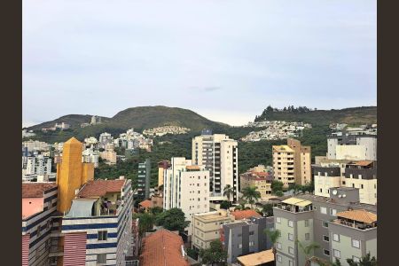 Apartamento para alugar com 210m², 4 quartos e 2 vagas Apartamento para alugar com 210m², 4 quartos e 2 vagasVista da Cobertura