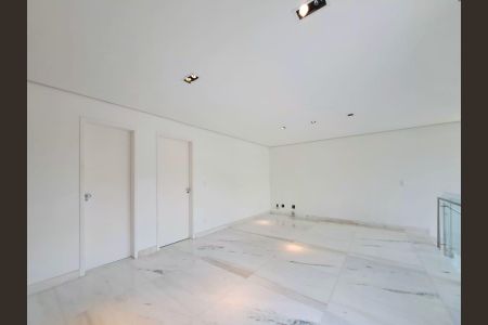 Apartamento para alugar com 210m², 4 quartos e 2 vagas Apartamento para alugar com 210m², 4 quartos e 2 vagasCobertura