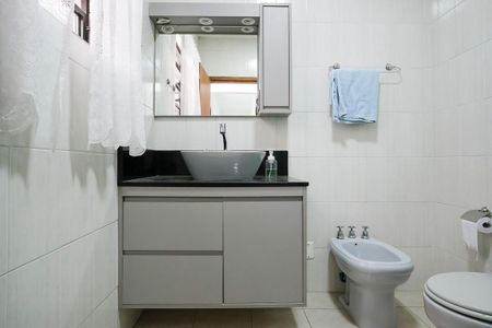 Casa à venda com 150m², 3 quartos e 1 vagaBanheiro