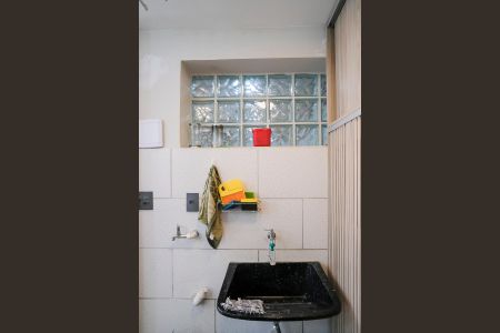 Casa à venda com 150m², 3 quartos e 1 vagaÁrea de serviço