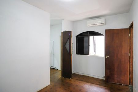 Casa à venda com 150m², 3 quartos e 1 vagaSuíte