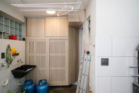 Casa à venda com 150m², 3 quartos e 1 vagaÁrea de serviço