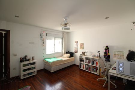 Casa à venda com 512m², 5 quartos e 3 vagasQuarto 3