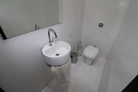 Casa à venda com 512m², 5 quartos e 3 vagasLavabo