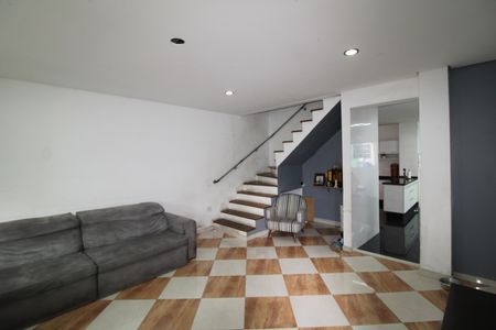 Casa à venda com 512m², 5 quartos e 3 vagasSala