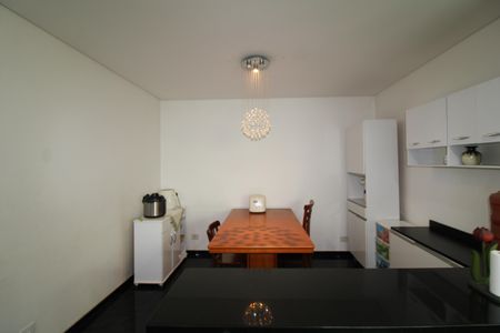 Casa à venda com 512m², 5 quartos e 3 vagasCozinha