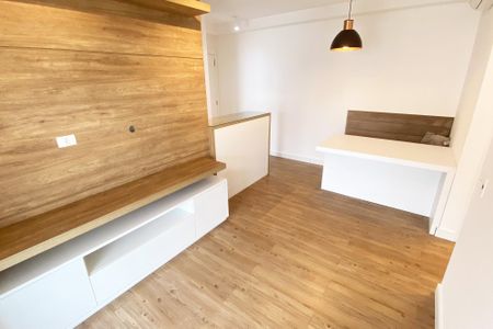 Apartamento para alugar com 69m², 2 quartos e 1 vagaSala