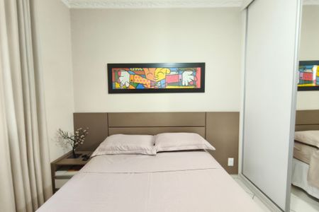 Apartamento à venda com 84m², 2 quartos e 1 vagaQuarto 2