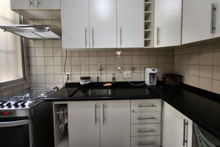 Apartamento à venda com 84m², 2 quartos e 1 vagaCozinha