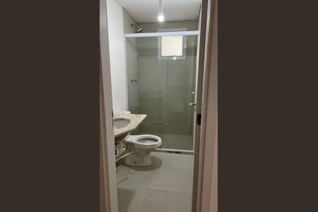 Banheiro SocialF de apartamento para alugar com 2 quartos, 61m² em Vila Andrade, São Paulo