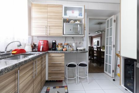 Apartamento para alugar com 86m², 2 quartos e 1 vagaCozinha 