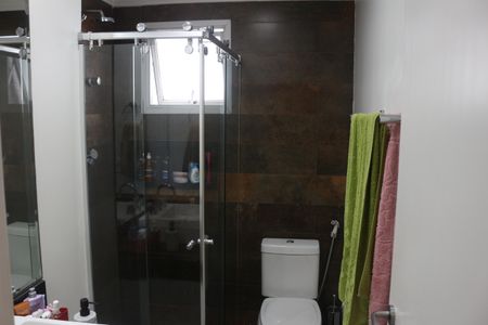Apartamento à venda com 108m², 3 quartos e 3 vagasBanheiro da Suíte 1
