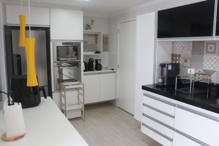 Apartamento à venda com 108m², 3 quartos e 3 vagasCozinha