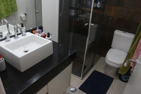 Apartamento à venda com 108m², 3 quartos e 3 vagasBanheiro da Suíte 1