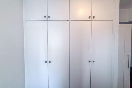 Apartamento para alugar com 83m², 2 quartos e 1 vagaCloset da Suíte