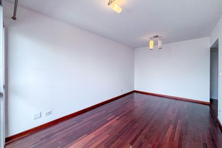 Apartamento para alugar com 83m², 2 quartos e 1 vagaSala