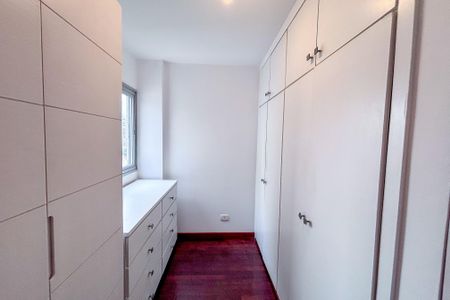 Apartamento para alugar com 83m², 2 quartos e 1 vagaCloset da Suíte