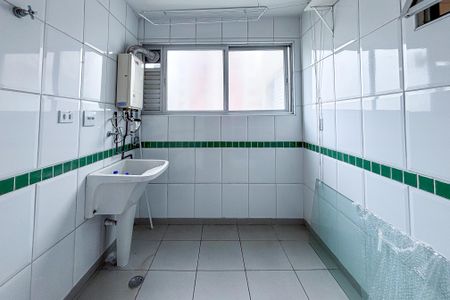 Apartamento para alugar com 83m², 2 quartos e 1 vagaÁrea de Serviço