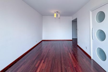 Apartamento para alugar com 83m², 2 quartos e 1 vagaSala