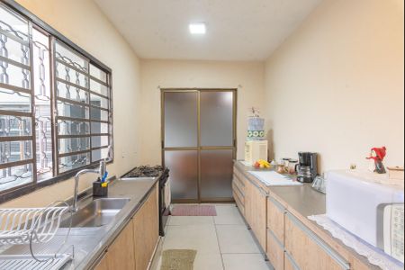 Casa à venda com 243m², 3 quartos e 5 vagasCozinha