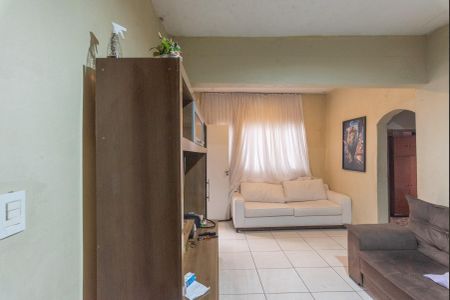 Casa à venda com 243m², 3 quartos e 5 vagasCasa 2 - Sala