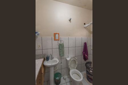 Casa à venda com 243m², 3 quartos e 5 vagasCasa 2 - Banheiro da Suíte
