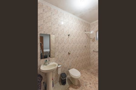 Casa à venda com 243m², 3 quartos e 5 vagasBanheiro da Suíte