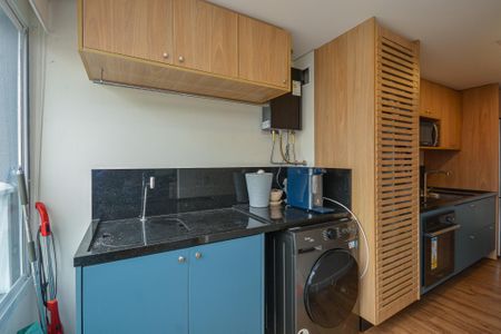 Apartamento à venda com 60m², 2 quartos e 1 vagaÁrea de Serviço