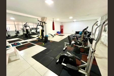 Apartamento para alugar com 110m², 2 quartos e 1 vaga Apartamento para alugar com 110m², 2 quartos e 1 vagaÁrea comum - Academia