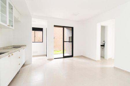 Apartamento para alugar com 74m², 2 quartos e 1 vagaSala/Cozinha