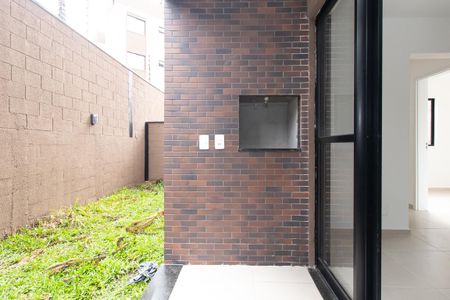 Apartamento para alugar com 74m², 2 quartos e 1 vagaVaranda