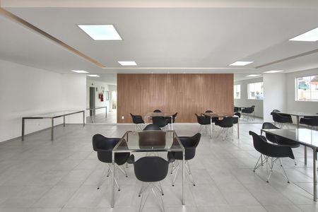 Apartamento para alugar com 44m², 2 quartos e 1 vaga Apartamento para alugar com 44m², 2 quartos e 1 vagaÁrea comum - Salão de festas