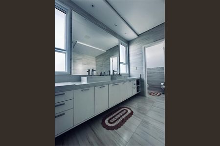 Casa à venda com 424m², 5 quartos e 7 vagas