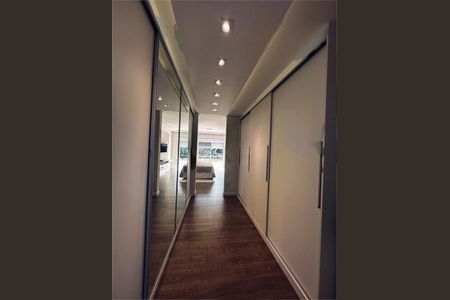 Casa à venda com 424m², 5 quartos e 7 vagas