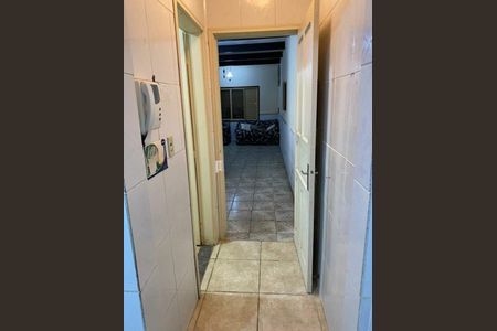 Casa à venda com 1951m², 3 quartos e 2 vagas