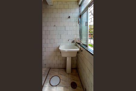 Apartamento à venda com 69m², 3 quartos e sem vagaCozinha e Área de Serviço