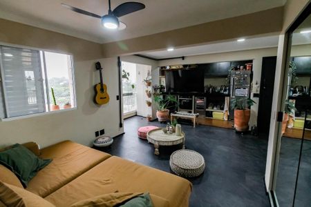 Sala de apartamento para alugar com 1 quarto, 54m² em Jardim Caner, Taboão da Serra