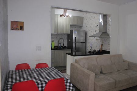 Sala de apartamento para alugar com 3 quartos, 86m² em Vila Barros, Guarulhos