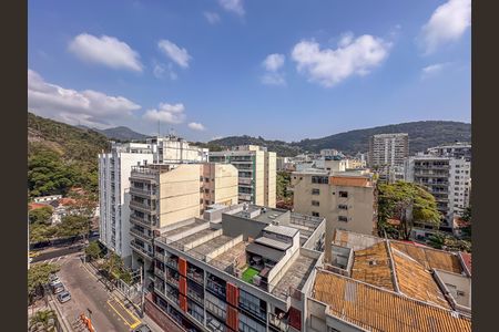 Apartamento à venda com 160m², 3 quartos e 2 vagas Apartamento à venda com 160m², 3 quartos e 2 vagasVaranda da Sala