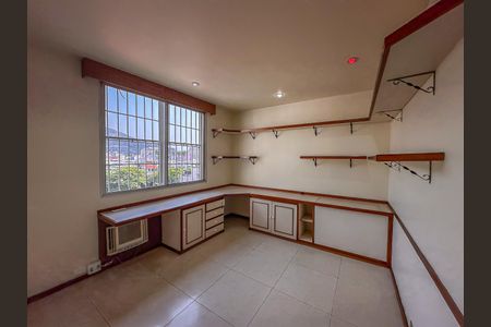 Apartamento à venda com 160m², 3 quartos e 2 vagas Apartamento à venda com 160m², 3 quartos e 2 vagasQuarto 2