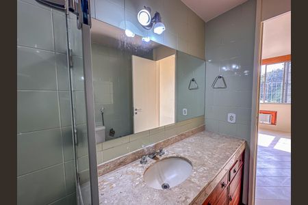 Apartamento à venda com 160m², 3 quartos e 2 vagas Apartamento à venda com 160m², 3 quartos e 2 vagasBanheiro da Suíte