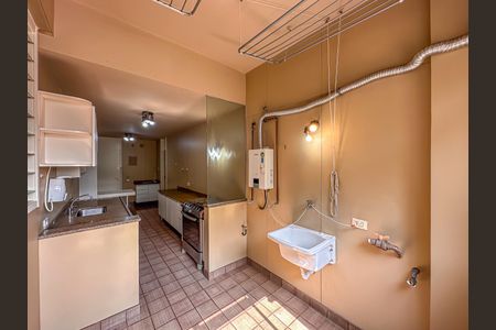 Apartamento à venda com 160m², 3 quartos e 2 vagas Apartamento à venda com 160m², 3 quartos e 2 vagasÁrea de Serviço