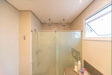 Apartamento à venda com 162m², 2 quartos e 3 vagasBanheiro Suíte 2