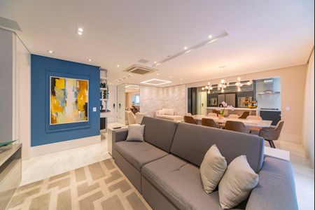 Apartamento à venda com 162m², 2 quartos e 3 vagasSala