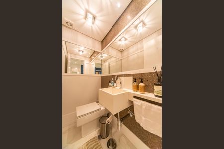 Apartamento à venda com 162m², 2 quartos e 3 vagasLavabo