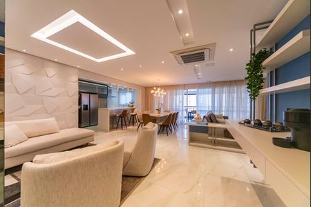 Apartamento à venda com 162m², 2 quartos e 3 vagasSala