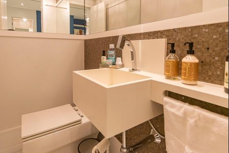 Apartamento à venda com 162m², 2 quartos e 3 vagasLavabo