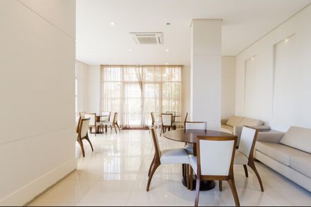 Apartamento à venda com 162m², 2 quartos e 3 vagasÁrea comum - Salão de festas