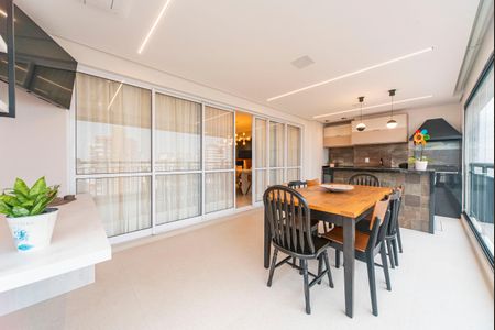 Apartamento à venda com 162m², 2 quartos e 3 vagasVaranda Gourmet